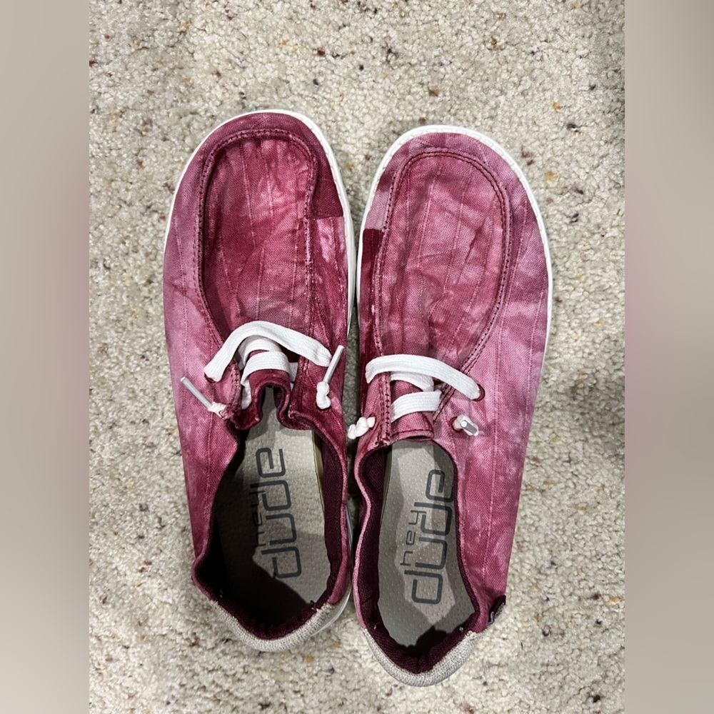 Women’s Hey Dude shoes tie dye red Wendy 9